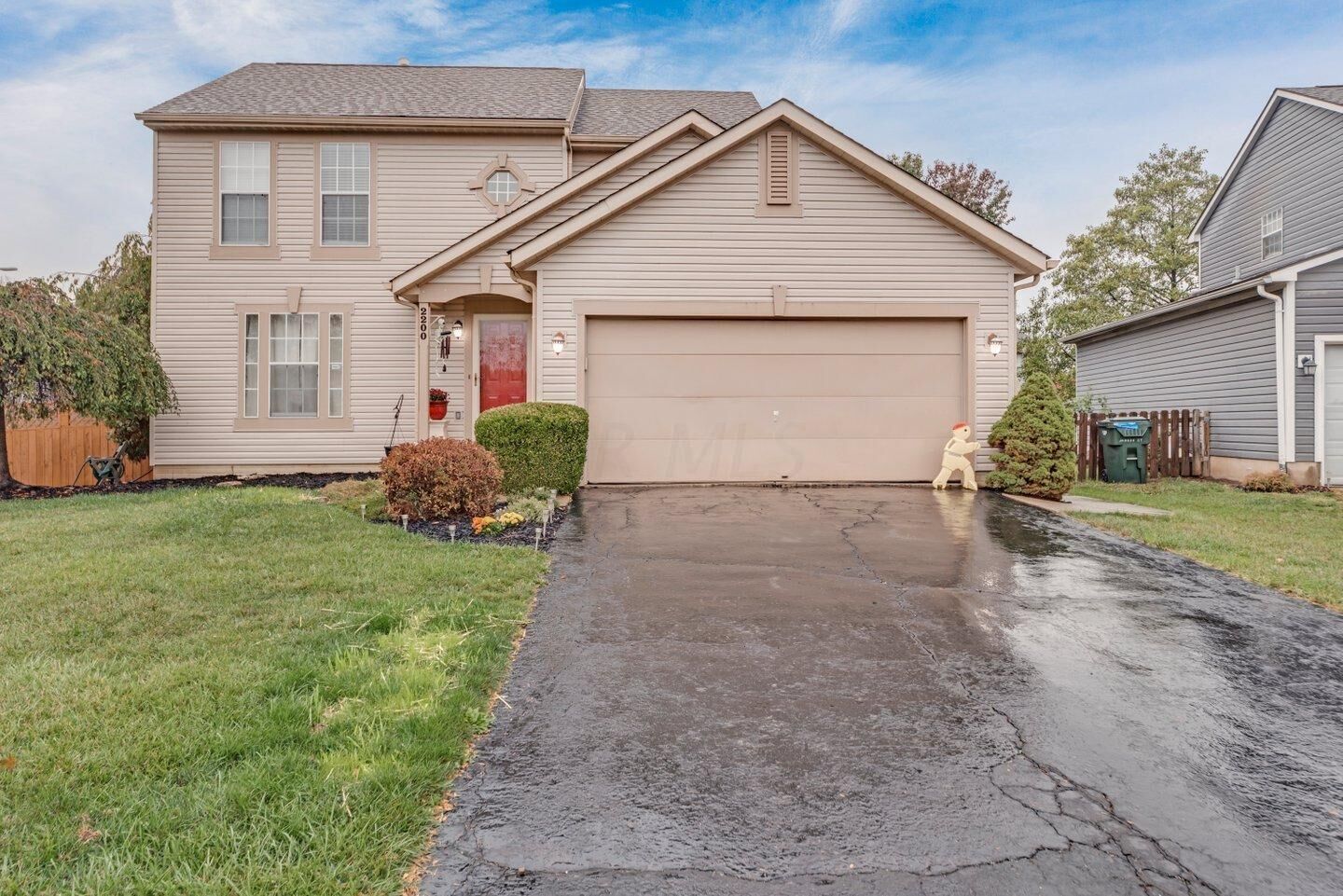 Property Photo:  2200 Jarrow Court  OH 43026 