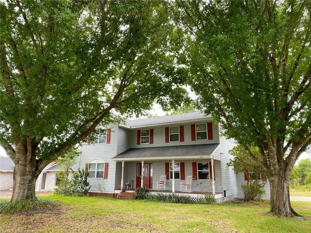 Property Photo:  221 S Huckleberry Lake Drive  FL 33875 