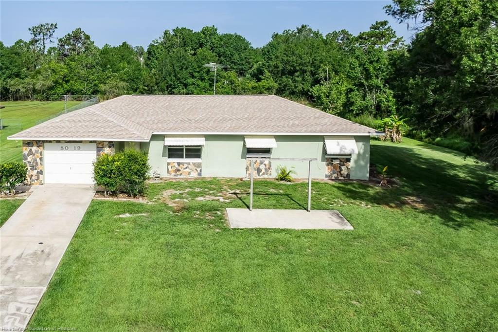 Property Photo:  5019 Lakewood Road  FL 33875 