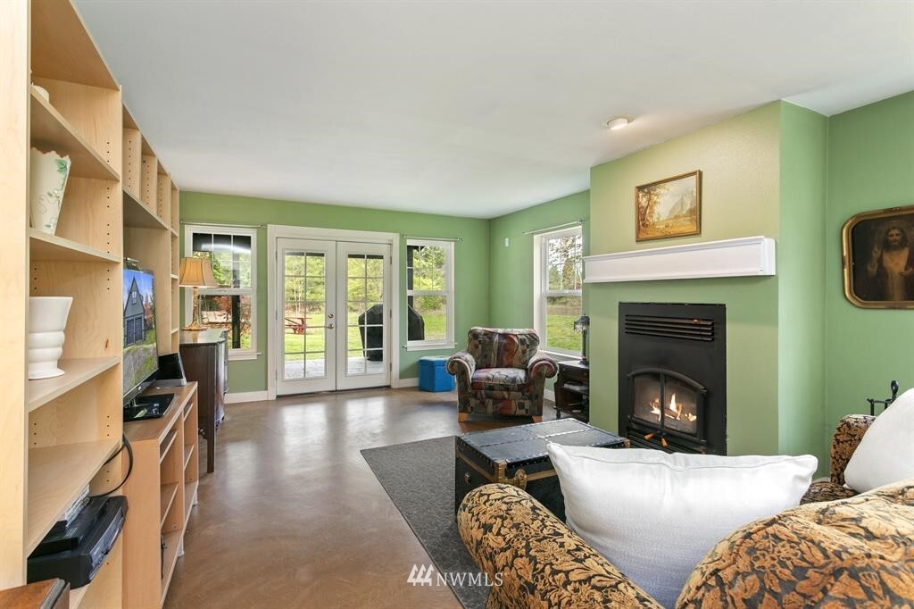 Property Photo: 1315 Gohr Road WA 98294