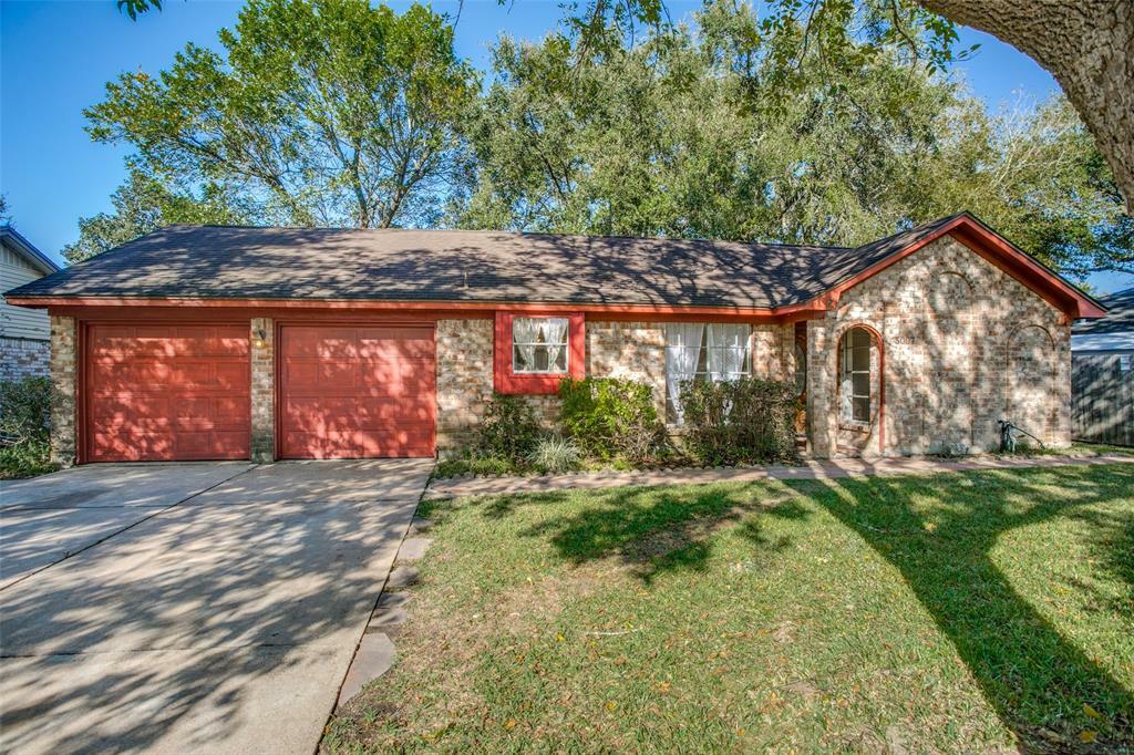 Property Photo: 5007 Carmona Lane TX 77584