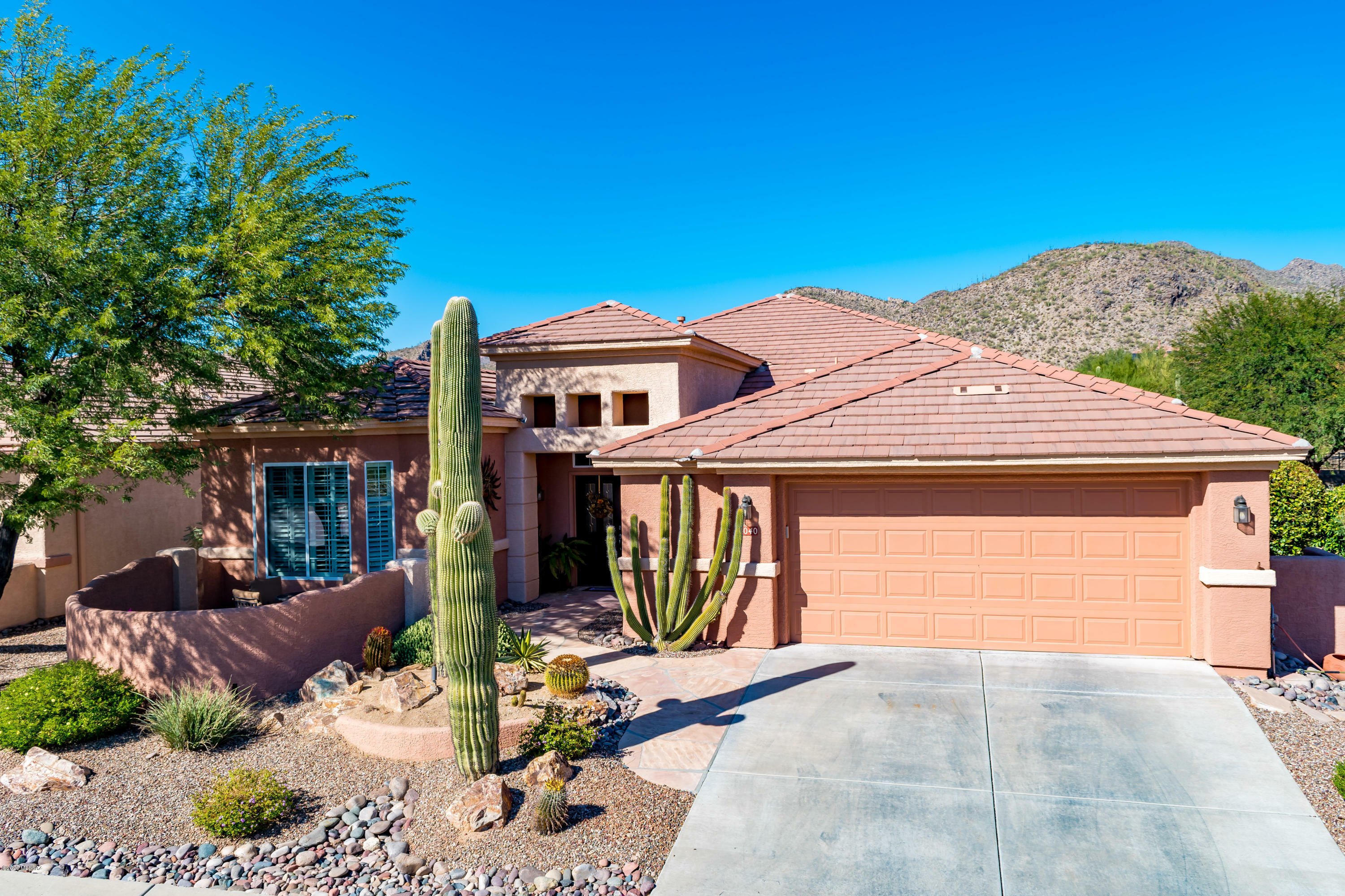 Property Photo: 5040 W Desert Poppy Lane AZ 85658
