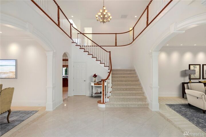 Property Photo:  18207 NE 136th St  WA 98052 