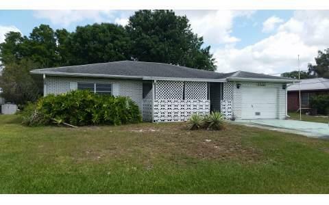 Property Photo:  1520 Shamrock Drive  FL 33872 