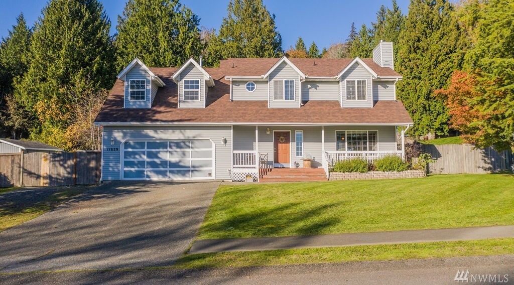 Property Photo: 11829 28th St SE WA 98258