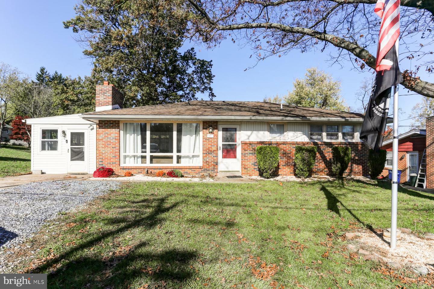 Property Photo:  203 Walnut Level Road  PA 17070 