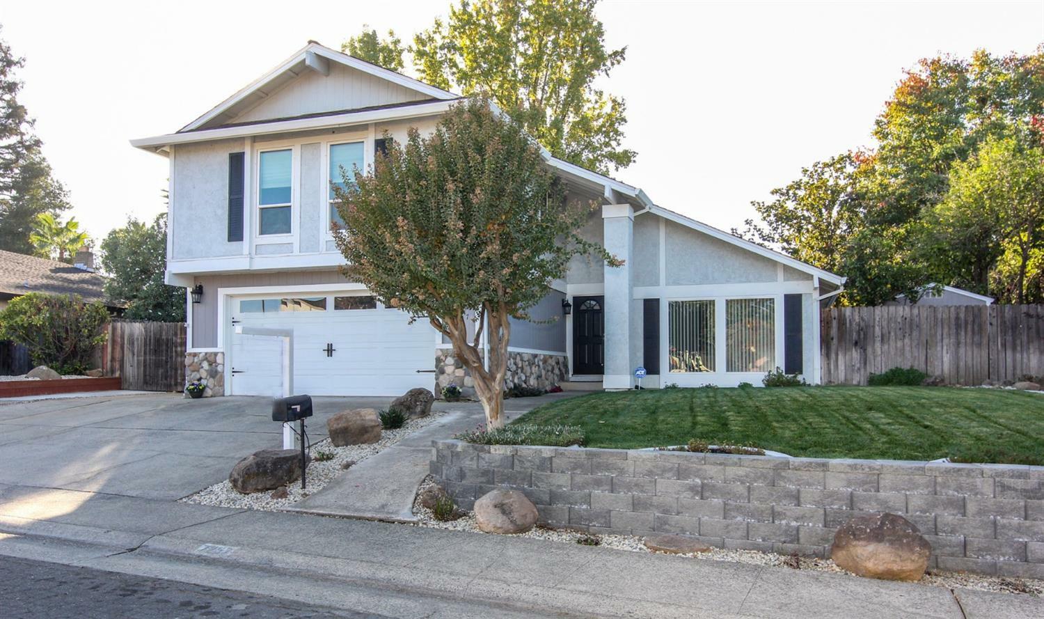 Property Photo:  7257 Quailwood Way  CA 95610 