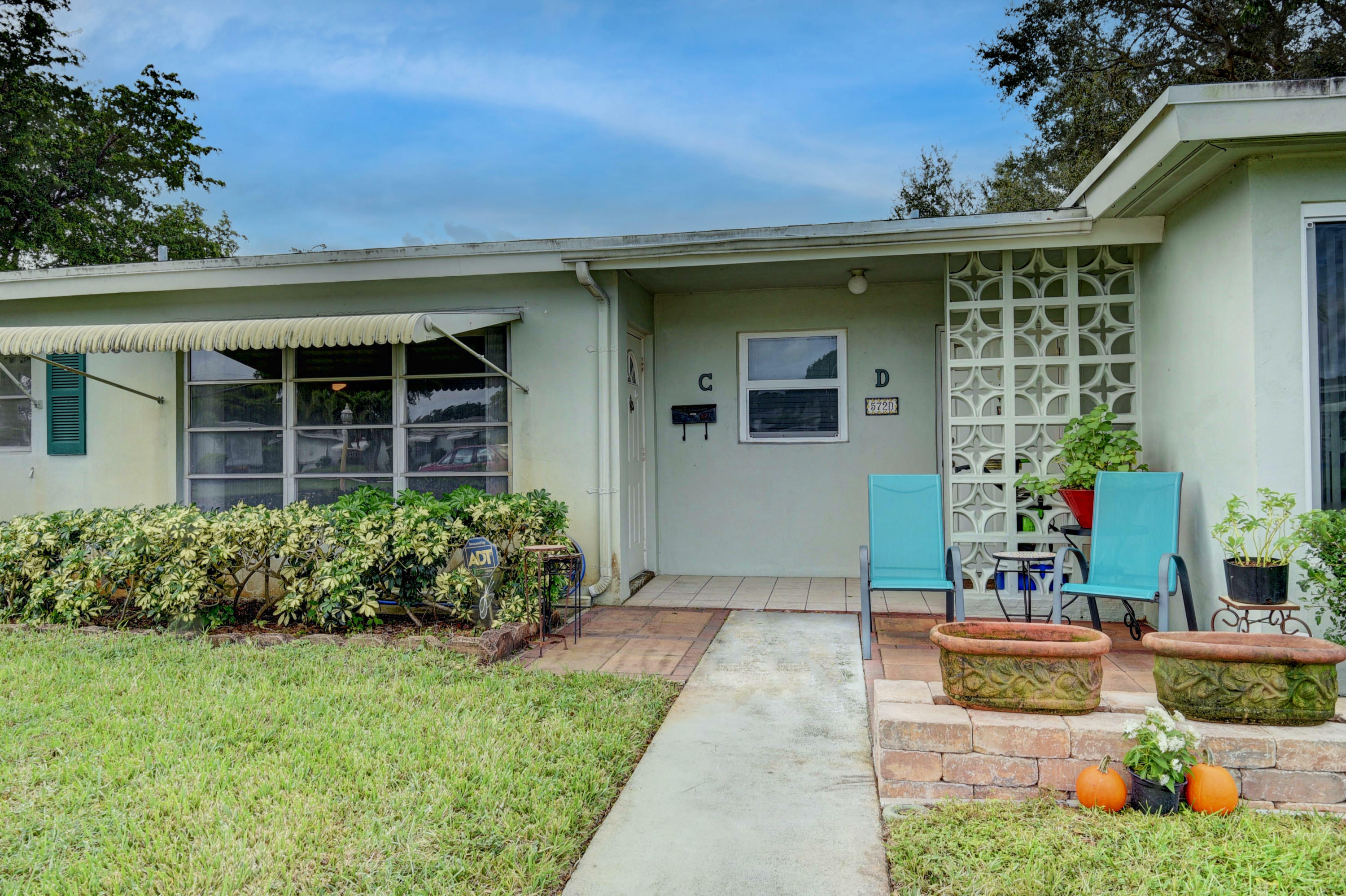 Property Photo: 572 High Point Drive C FL 33445