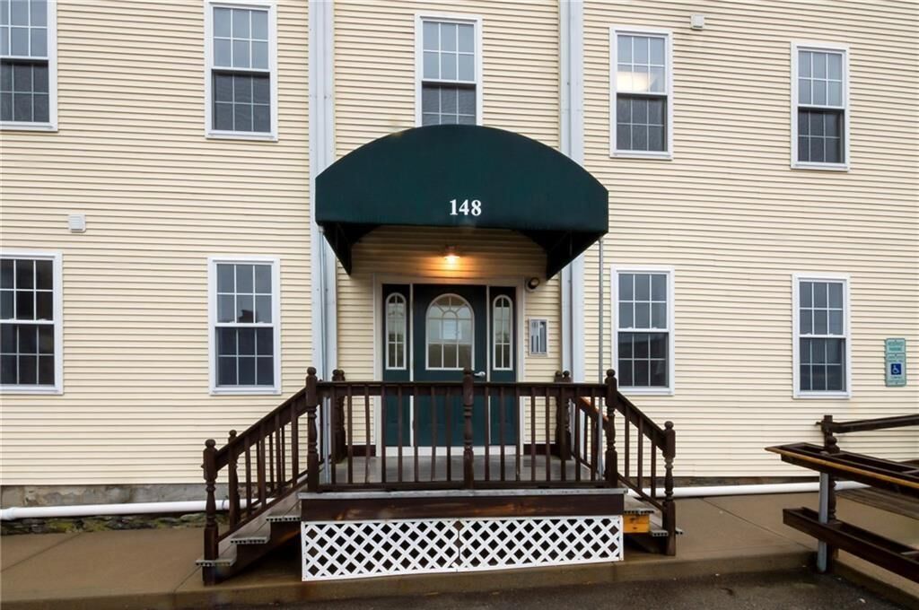 Property Photo:  148 Bernon St, Unit#25  RI 02895 