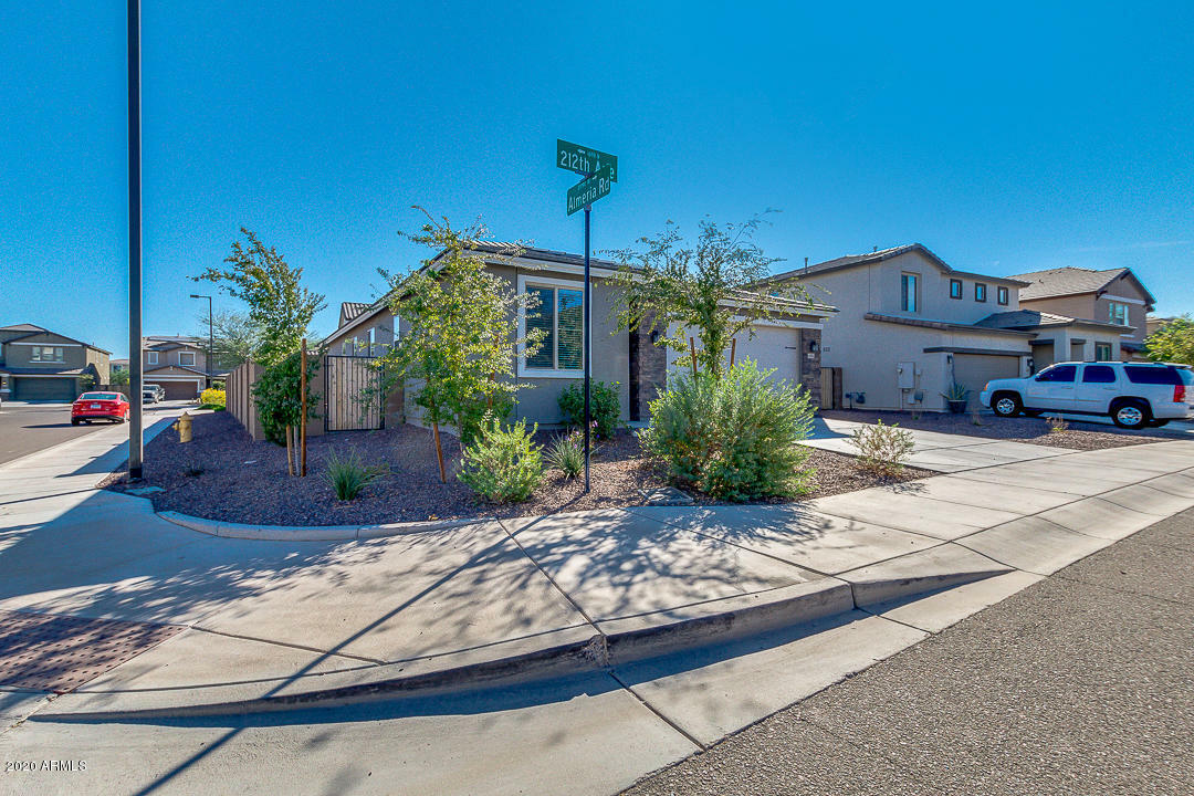 Property Photo:  1681 N 212th Avenue  AZ 85396 