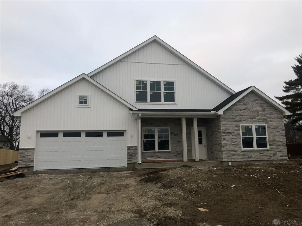 Property Photo: 2729 Executive Drive OH 45373