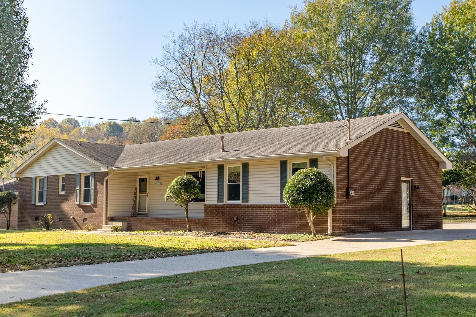 Property Photo:  106 Bryan House Dr  TN 37072 