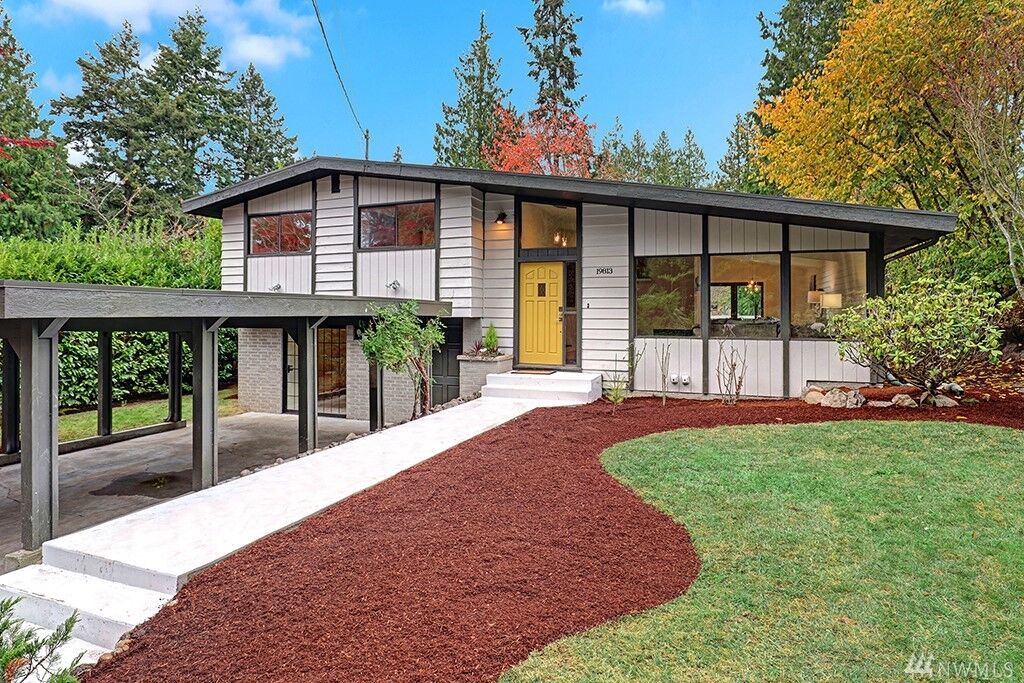 Property Photo:  19813 88th Ave W  WA 98026 