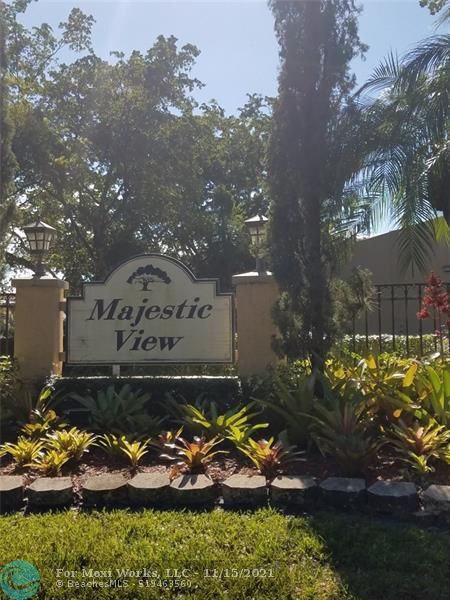 Property Photo: 761 E Coco Plum Cir 2 FL 33324