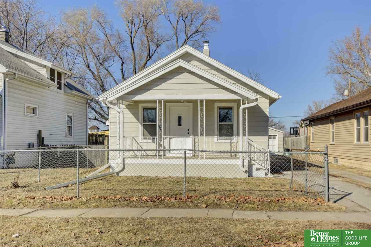 Property Photo:  1504 S Ellison  NE 68110 