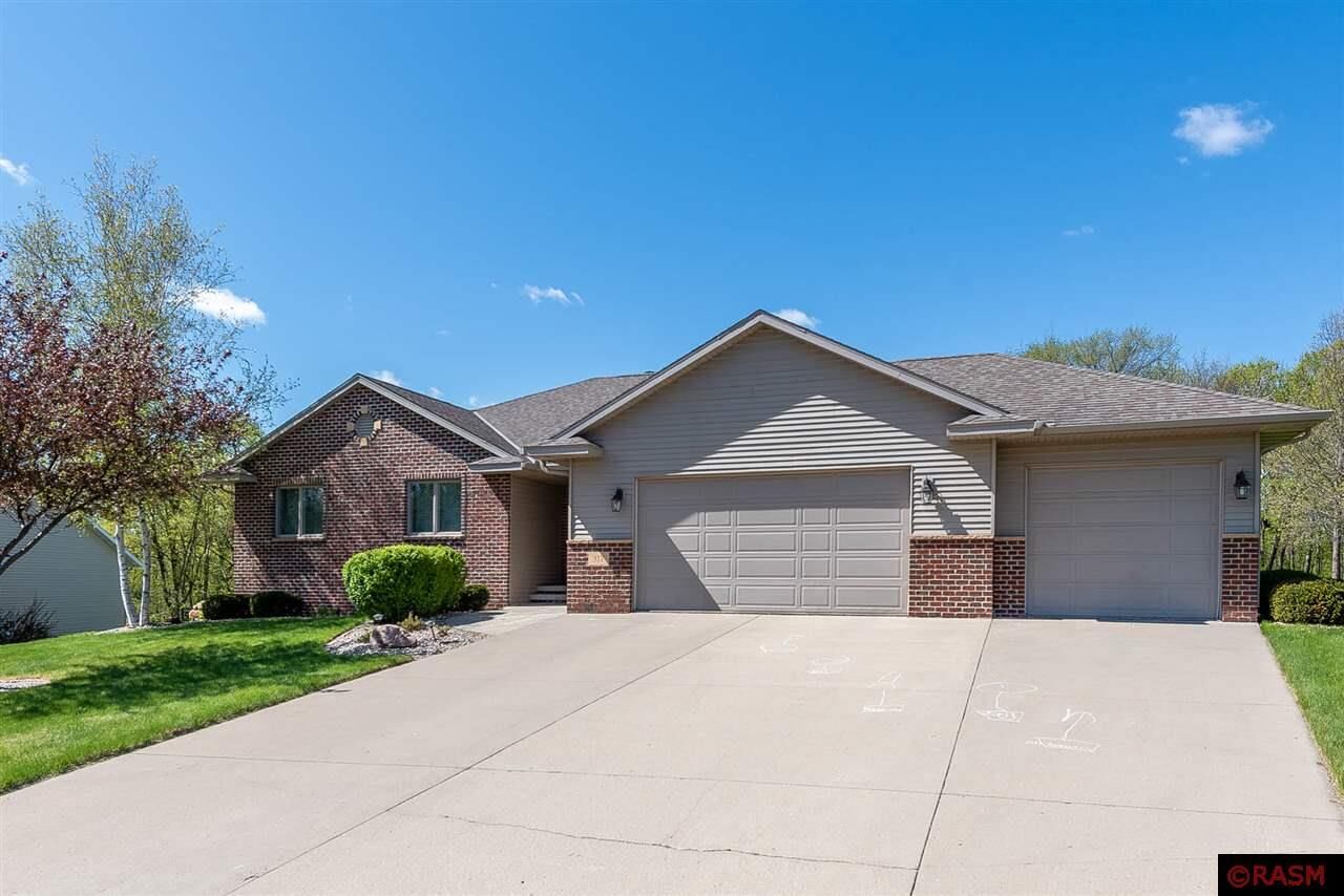 Property Photo: 317 South Brook Circle MN 56001
