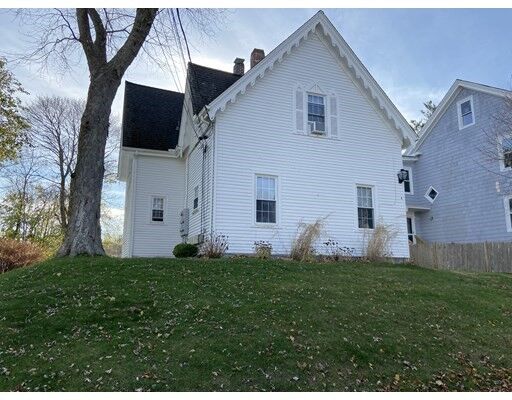 Property Photo: 6 Cushman St 1F MA 02360