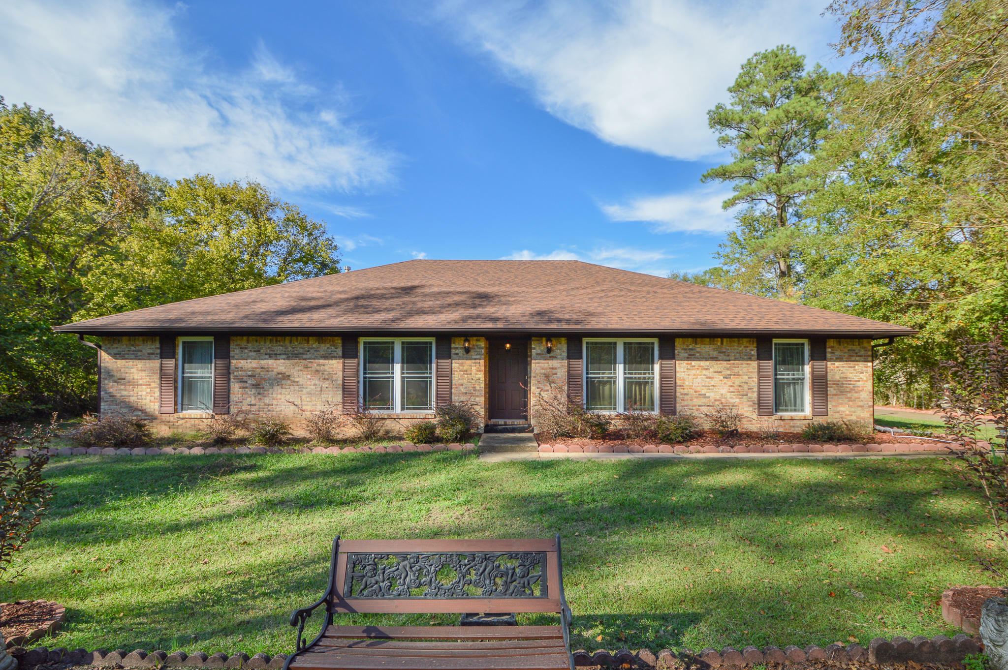 Property Photo:  209A Woodlawn Road  MS 39759 