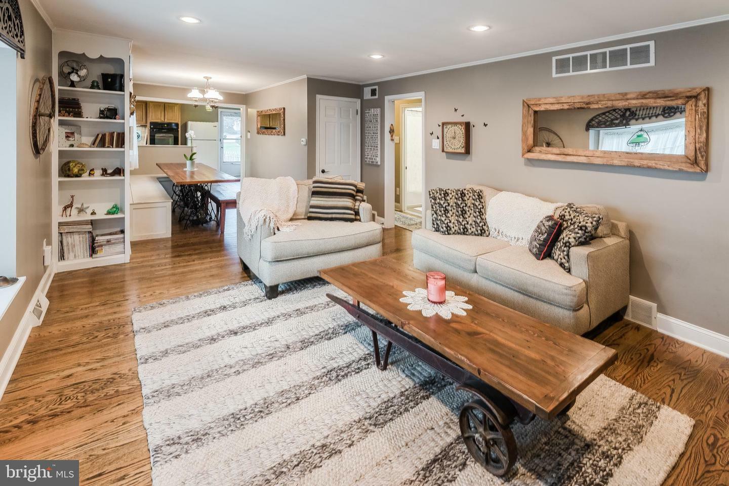 Property Photo:  417 Madison Avenue 419  PA 19034 