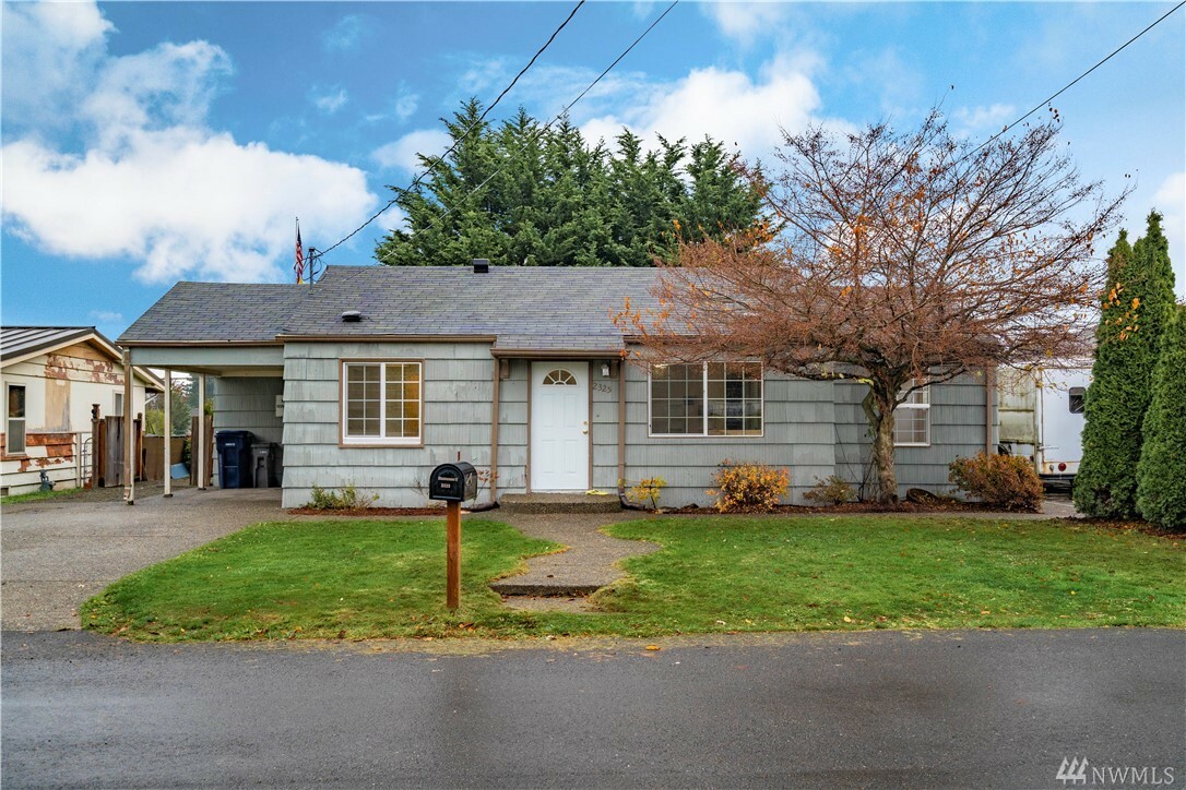 Property Photo: 2325 Kibler Ave WA 98022