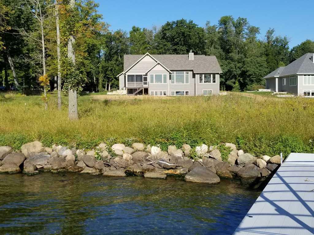 Property Photo:  N5504 Shore Dr  WI 54941 