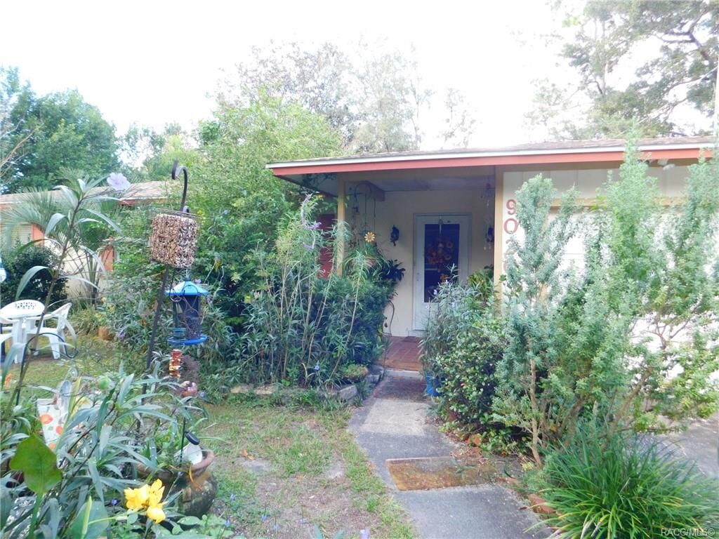 Property Photo: 9020 N Arcadia Way FL 34434