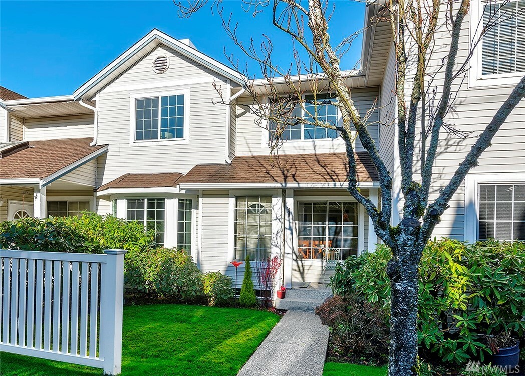 18545 Linden Ave N 12  Shoreline WA 98133 photo