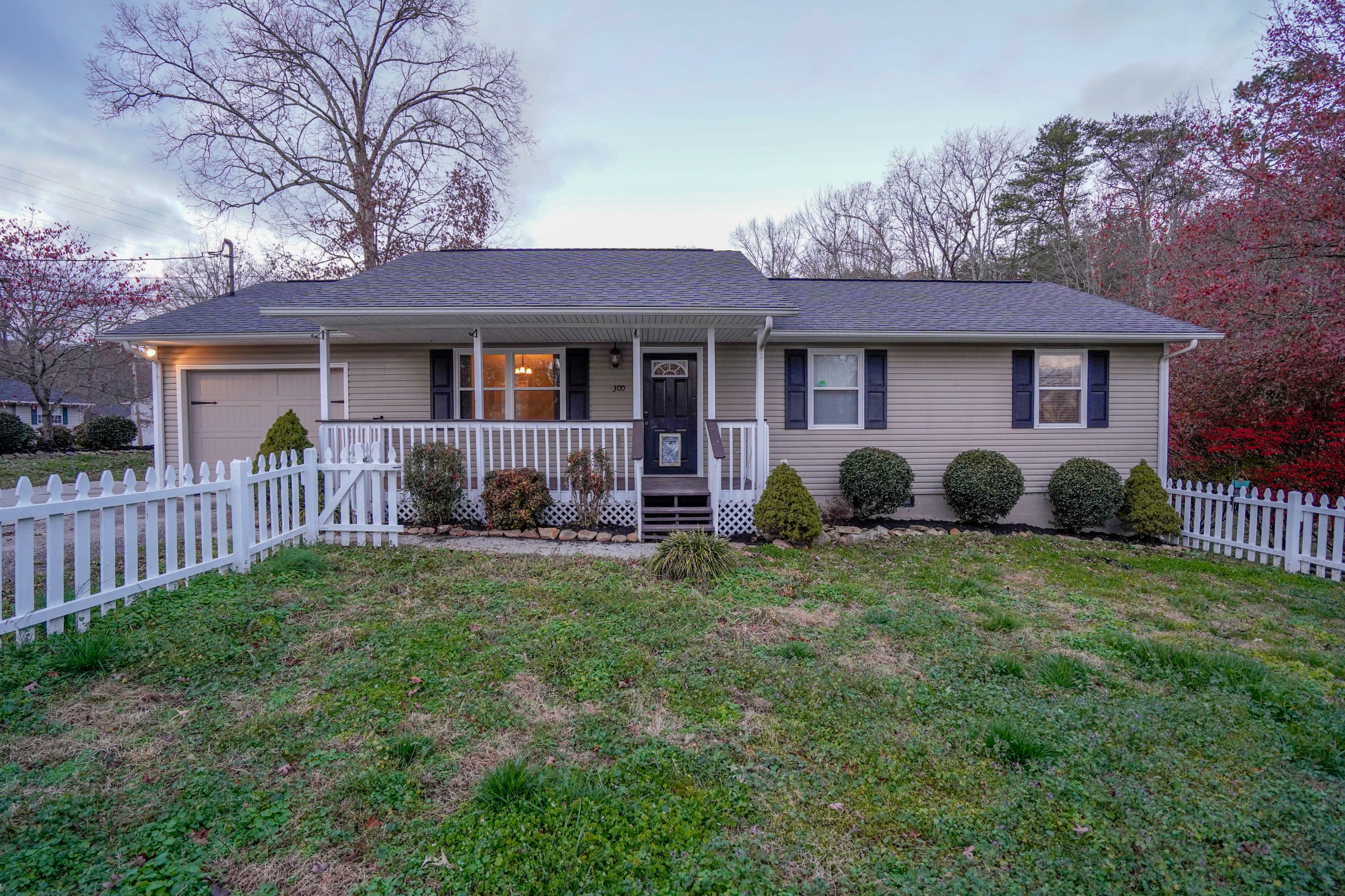 Property Photo:  300 Red Fox Lane  TN 37716 