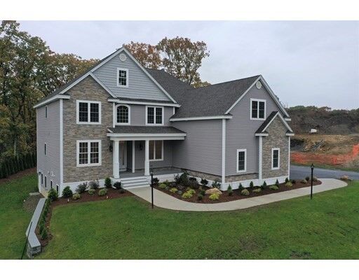 Property Photo:  10 Chadwick Road  MA 01749 