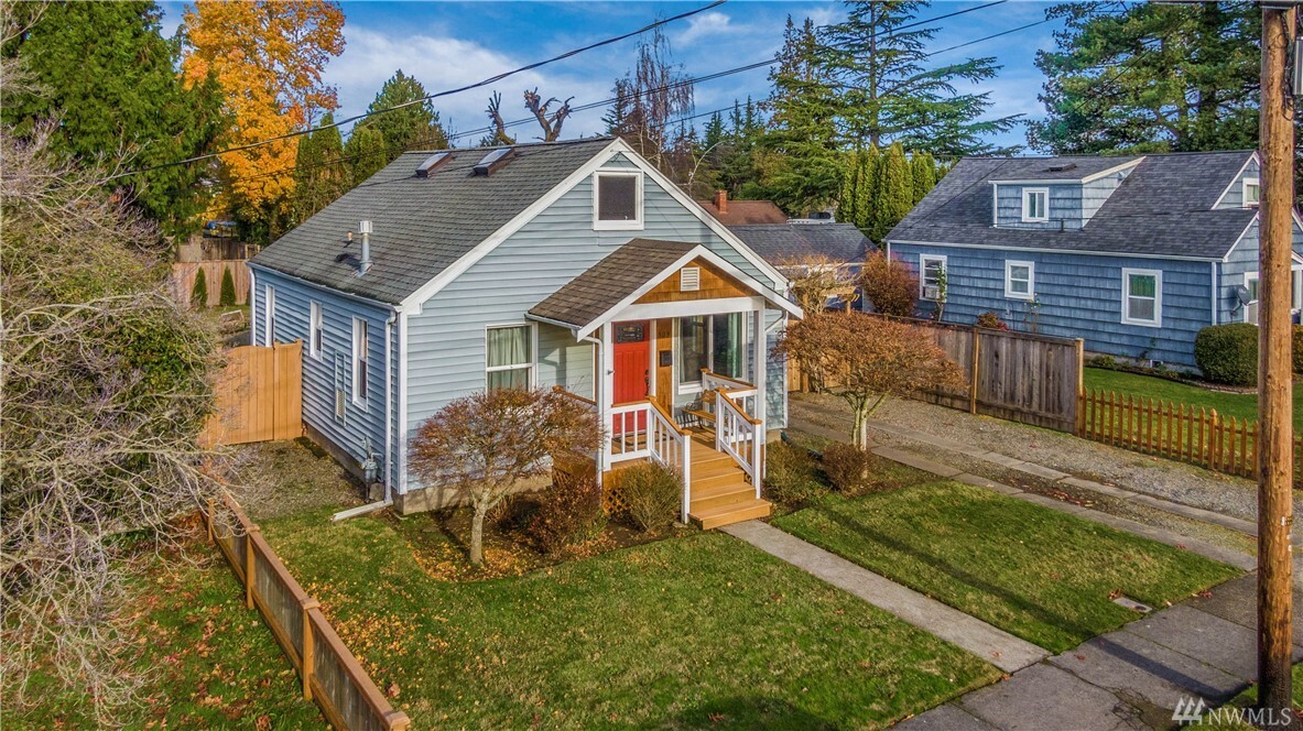 Property Photo: 809 W Main WA 98371