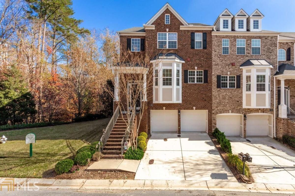 Property Photo:  2981 W Rivergreen Lane SE 24  GA 30339 
