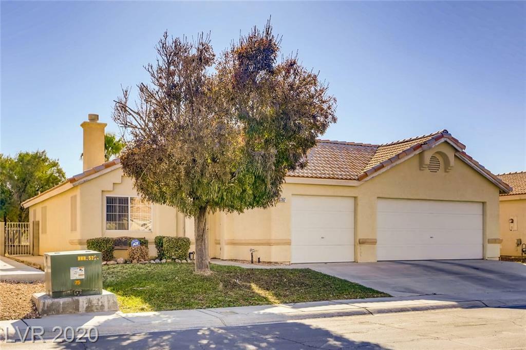 Property Photo: 5787 Sunny Orchard Lane NV 89110