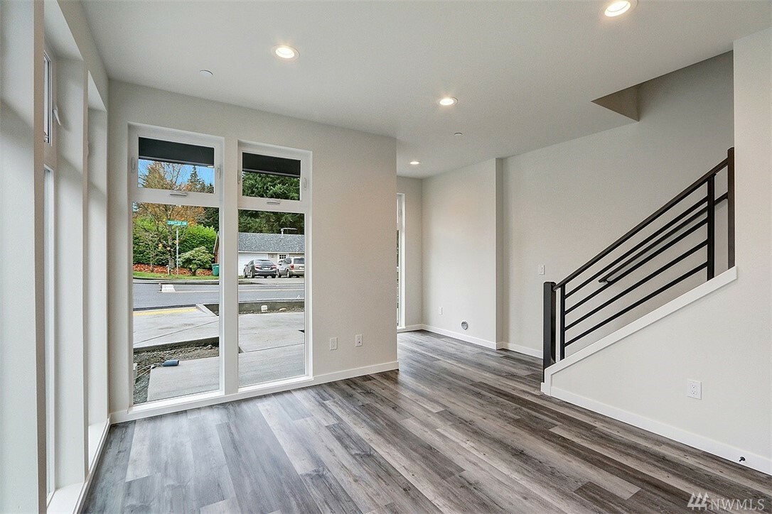 Property Photo: 5750 230th St SW D WA 98043