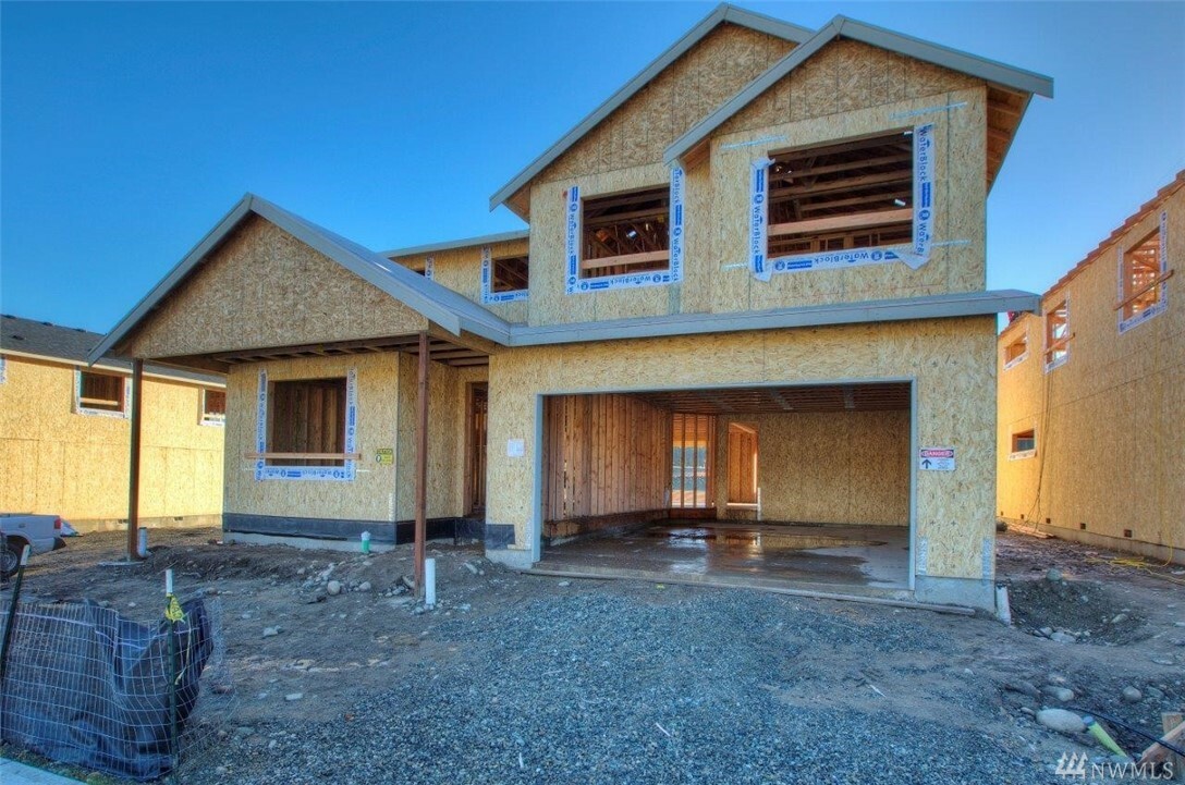Property Photo: 33510 Juniper Ave SE WA 98010