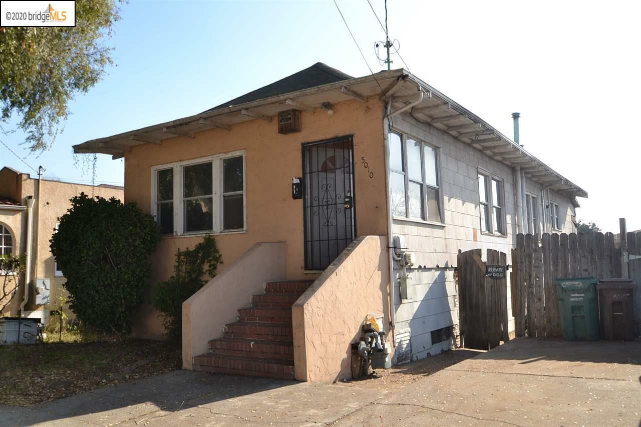 Property Photo:  5010 Clinton Ave  CA 94805 