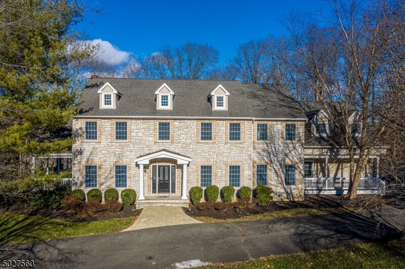 Property Photo: 5 Grist Mill Rd NJ 08833