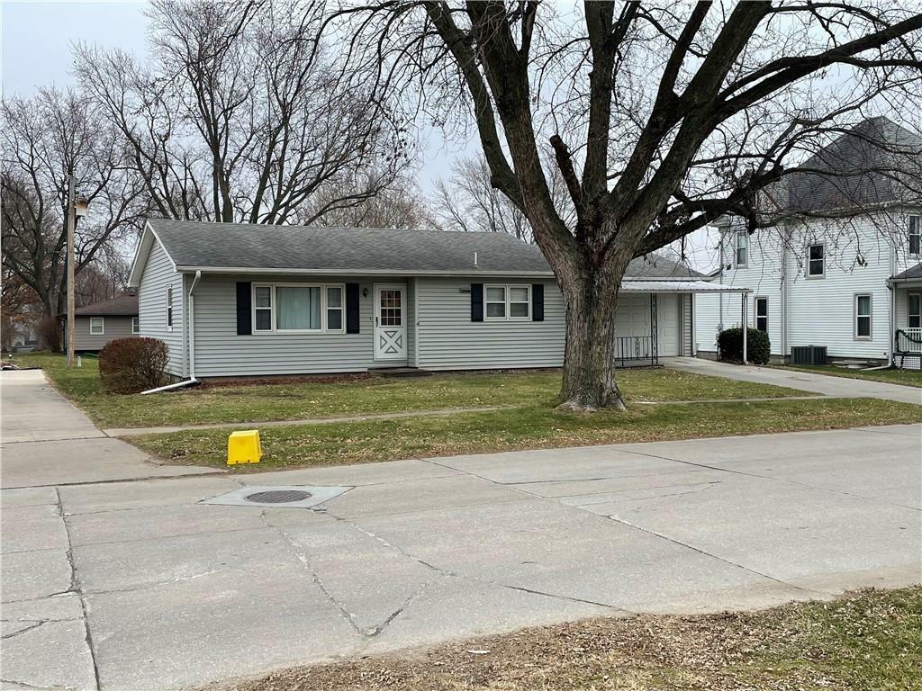 Property Photo:  405 9th Avenue  IA 50251 