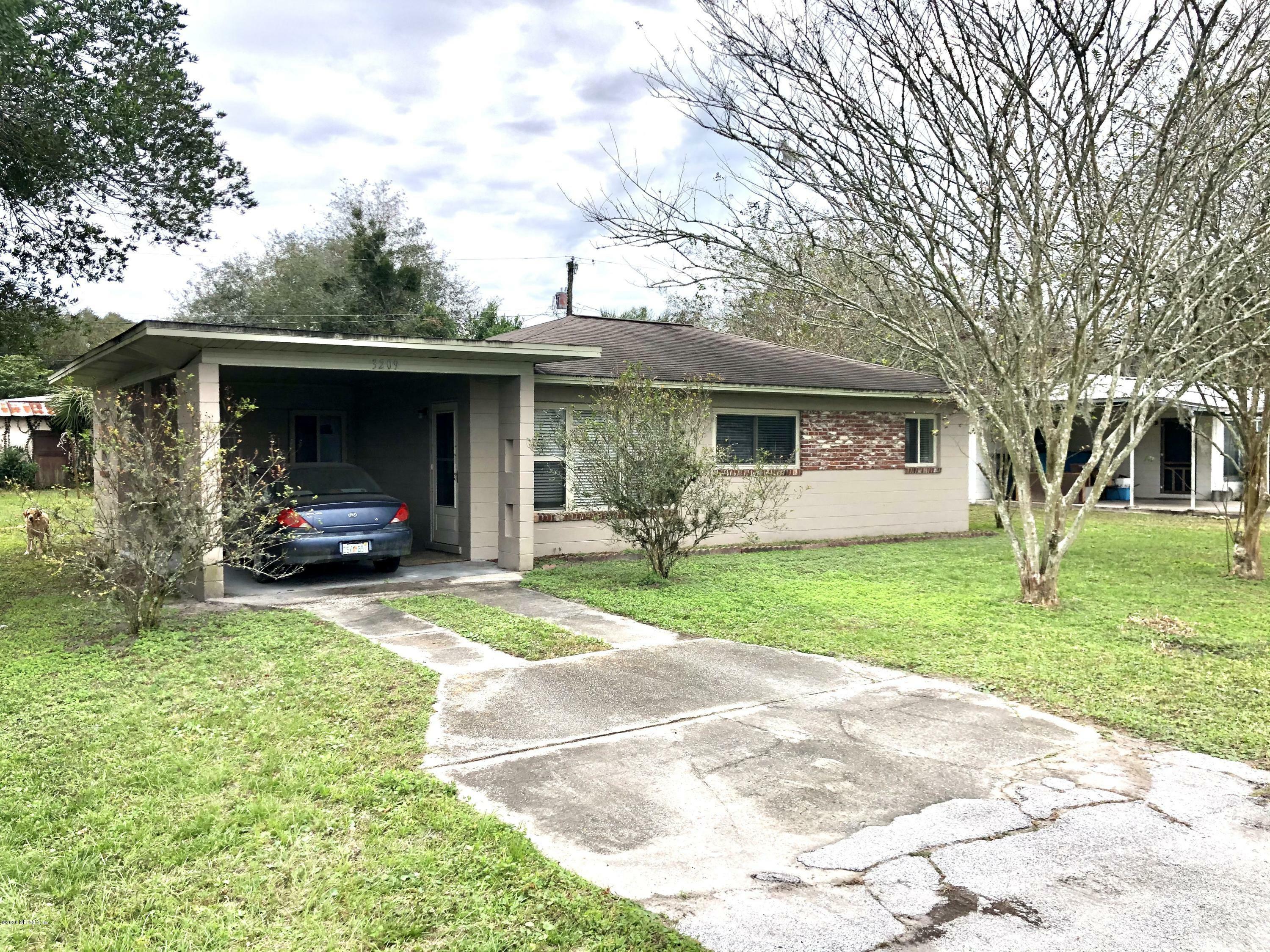 Property Photo:  3209 Weaver Road  FL 32177 