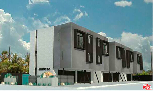 Property Photo:  739  N Mariposa Ave  CA 90029 