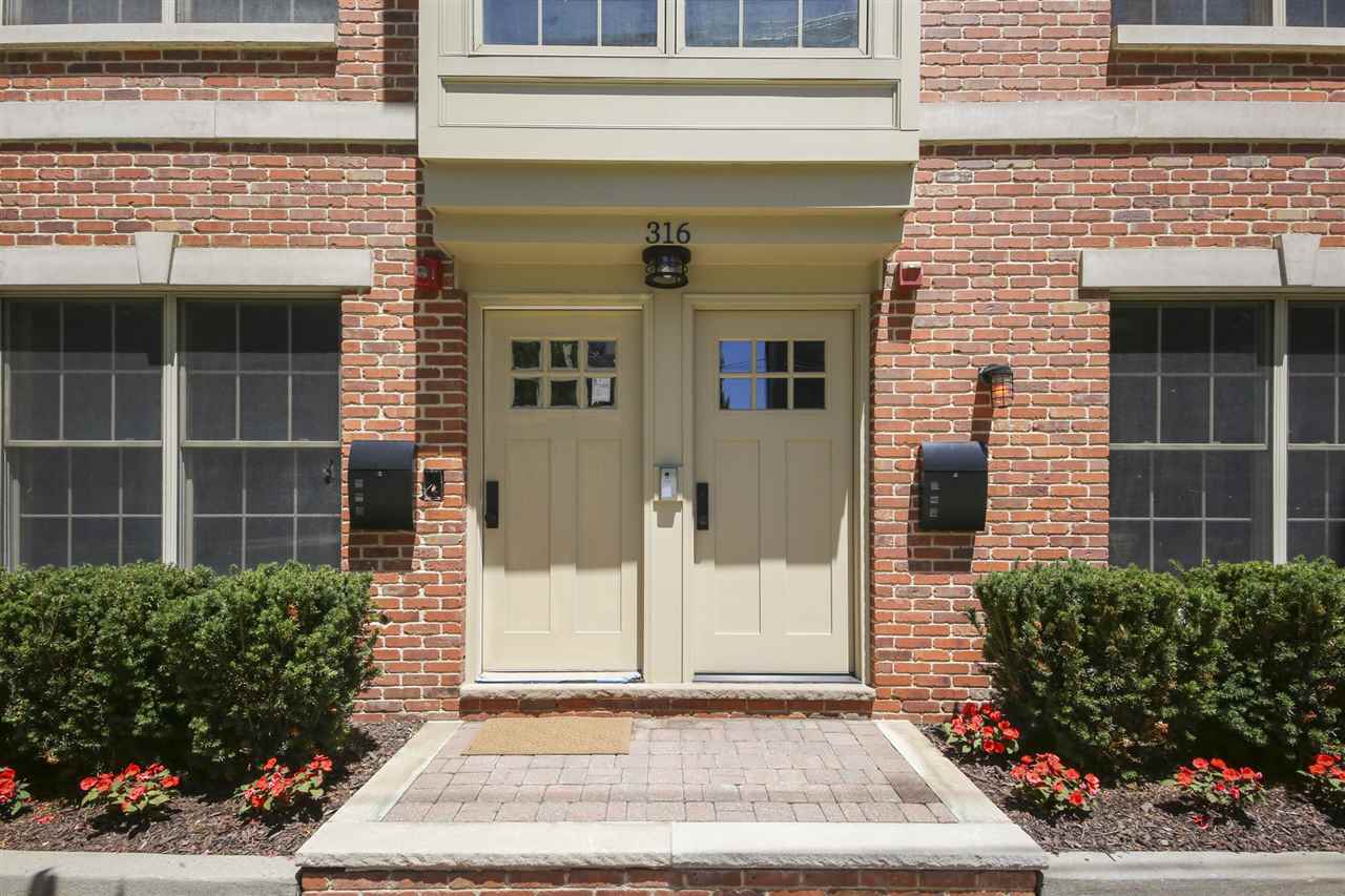 316 Grand St 2  Jc, Downtown NJ 07302 photo