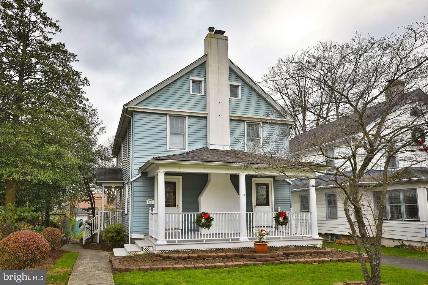 Property Photo:  449 Roberts Avenue  PA 19038 