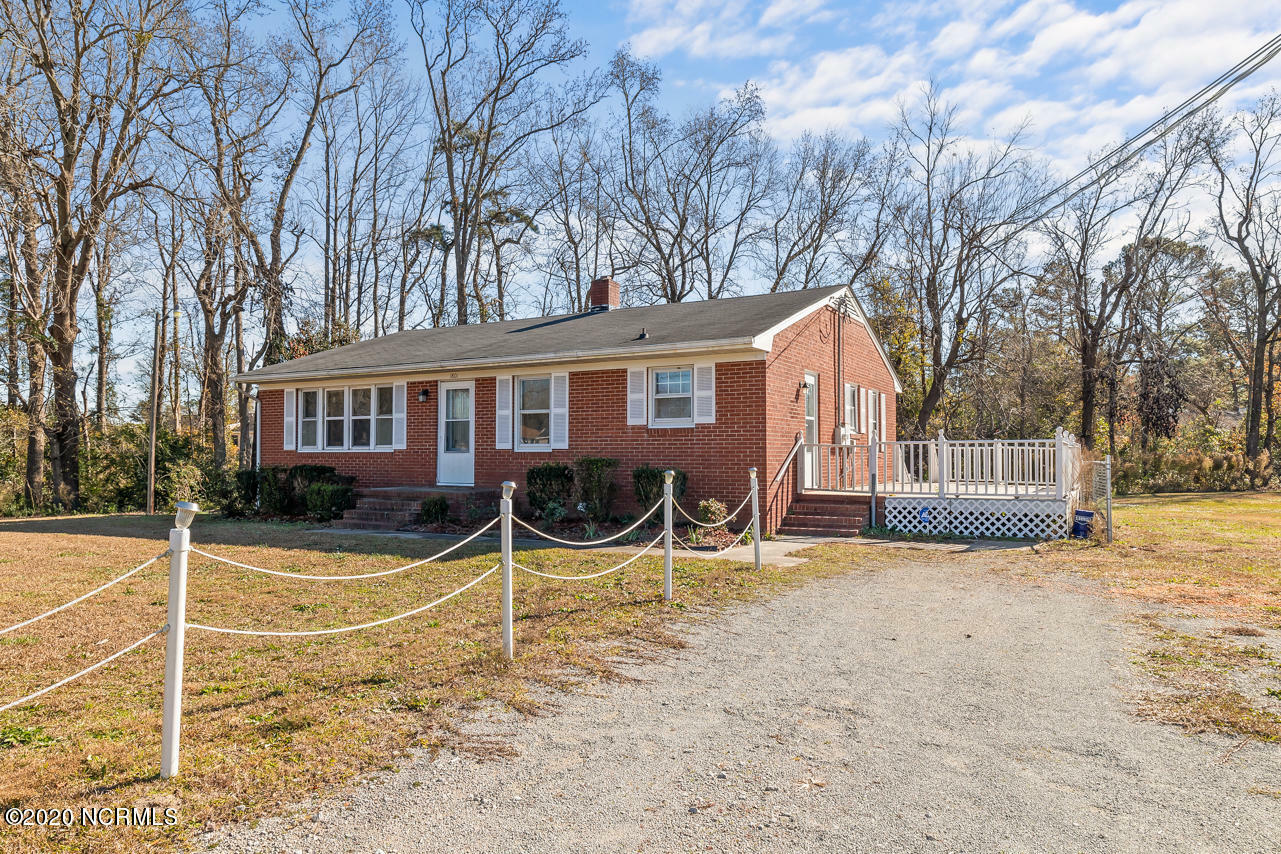 Property Photo:  1801 Burgaw Highway  NC 28540 