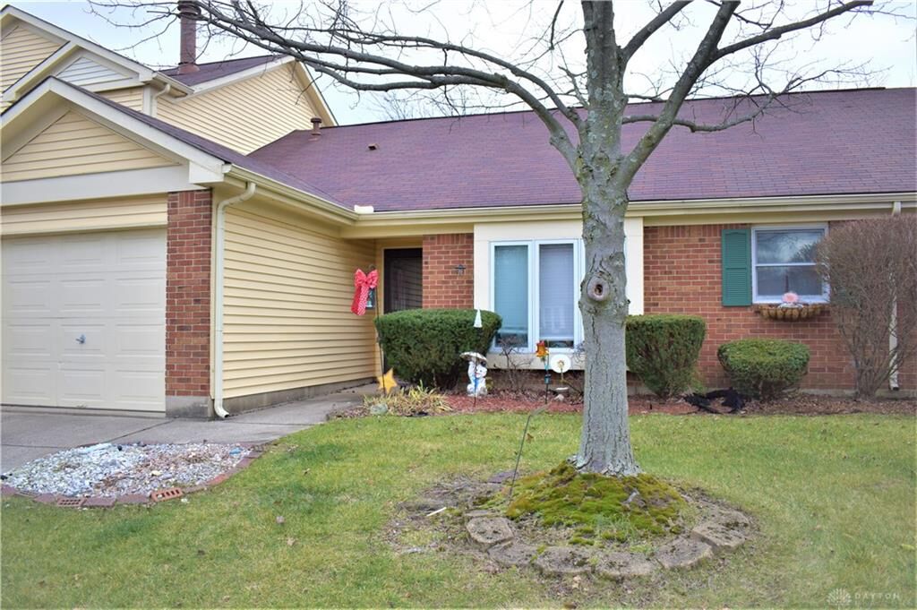 Property Photo: 8320 Leisure Drive OH 45458