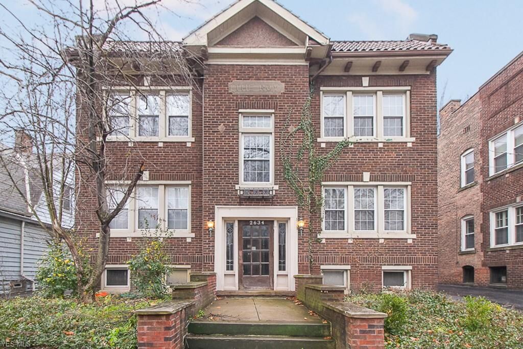 Property Photo: 2634 Mayfield Road 4 OH 44106
