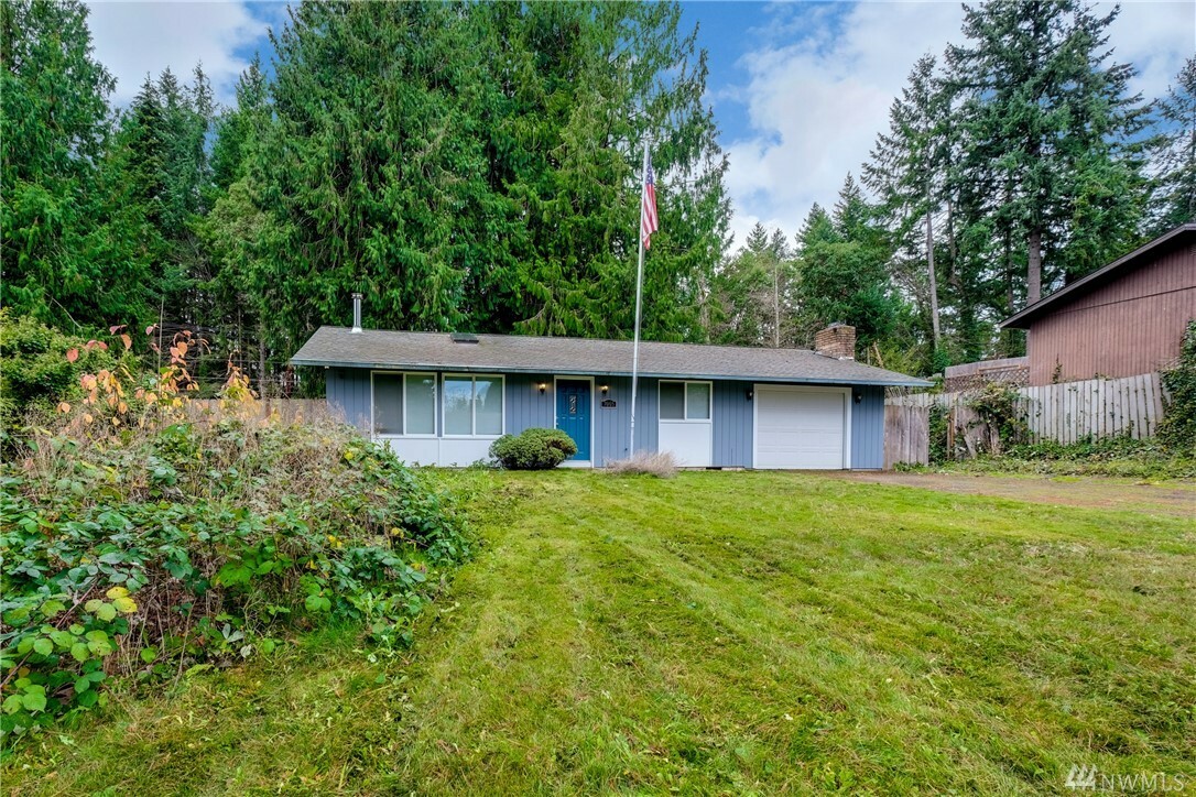 Property Photo:  7005 Parkdale Dr NW  WA 98311 