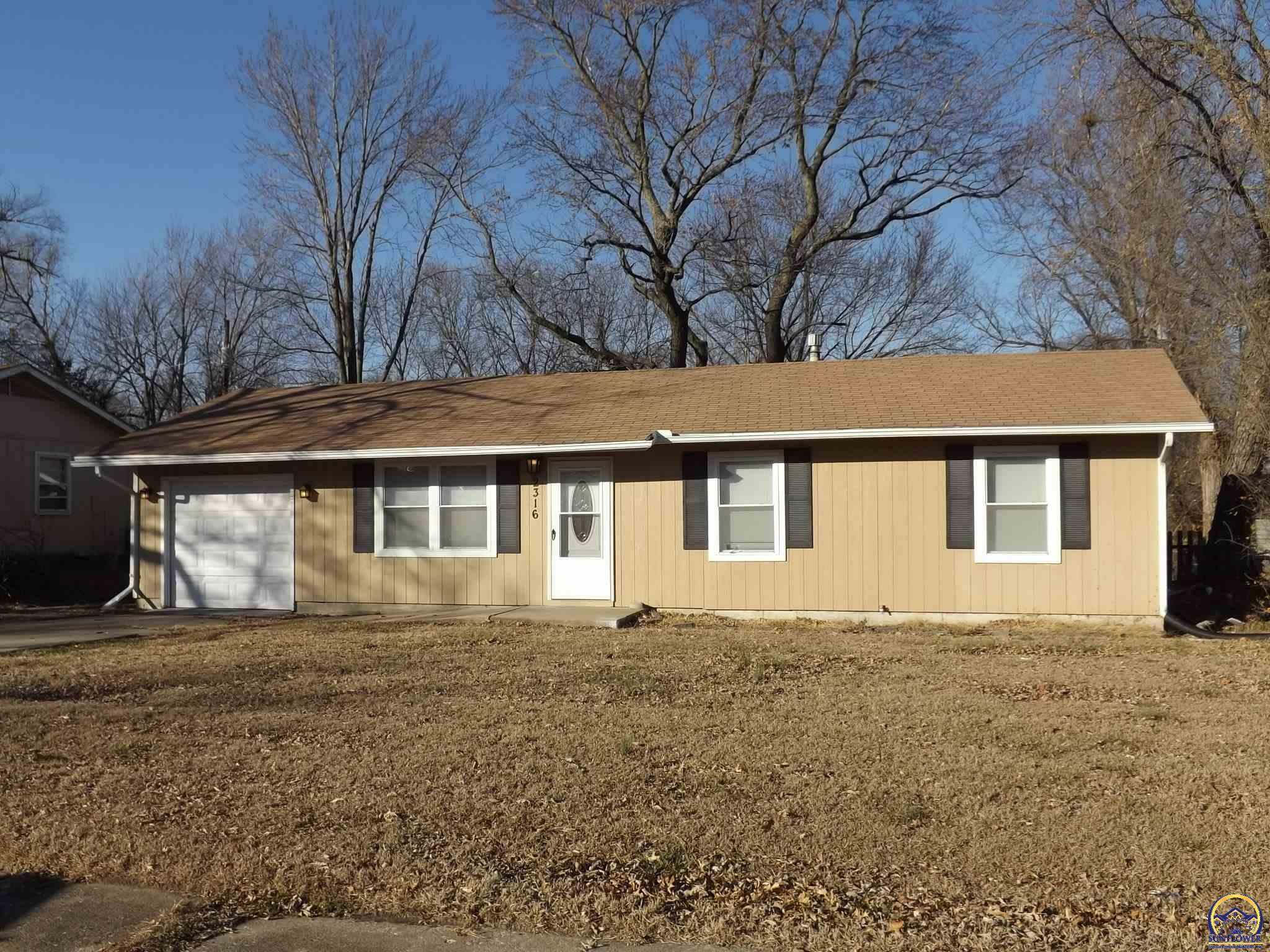 Property Photo:  2316 SE 23rd St  KS 66605 