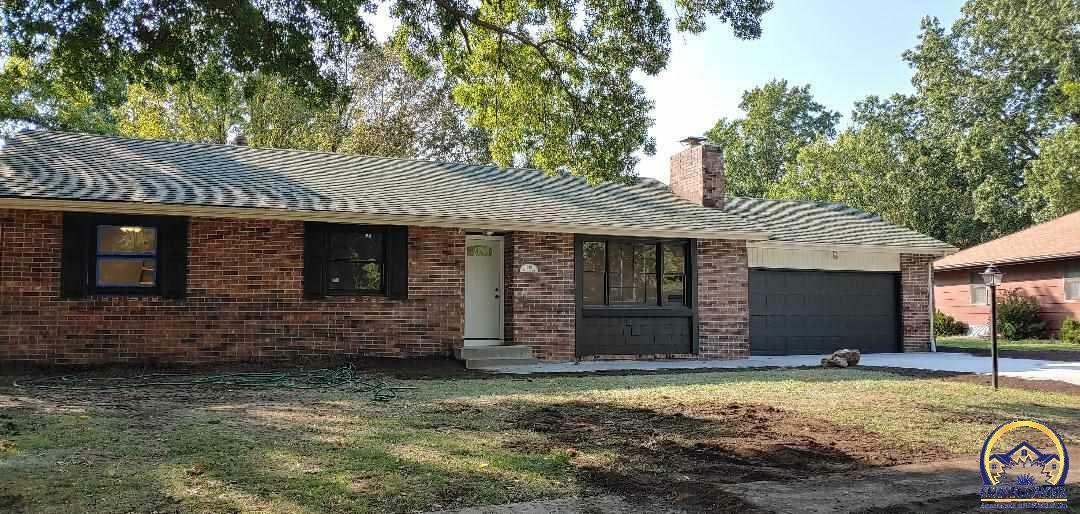 Property Photo: 1219 SW Belle Ave KS 66604
