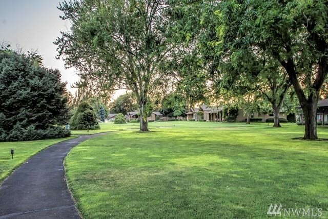 Property Photo:  2100 Plaza Wy 102  WA 99362 