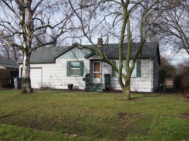 Property Photo:  527 Columbia St  WA 99362 