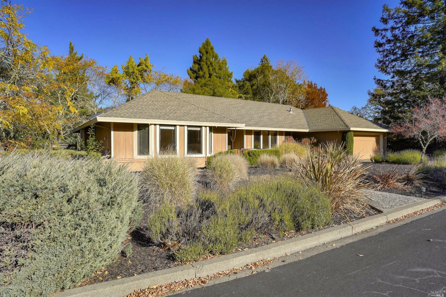 Property Photo: 541 Catherine Court CA 95409